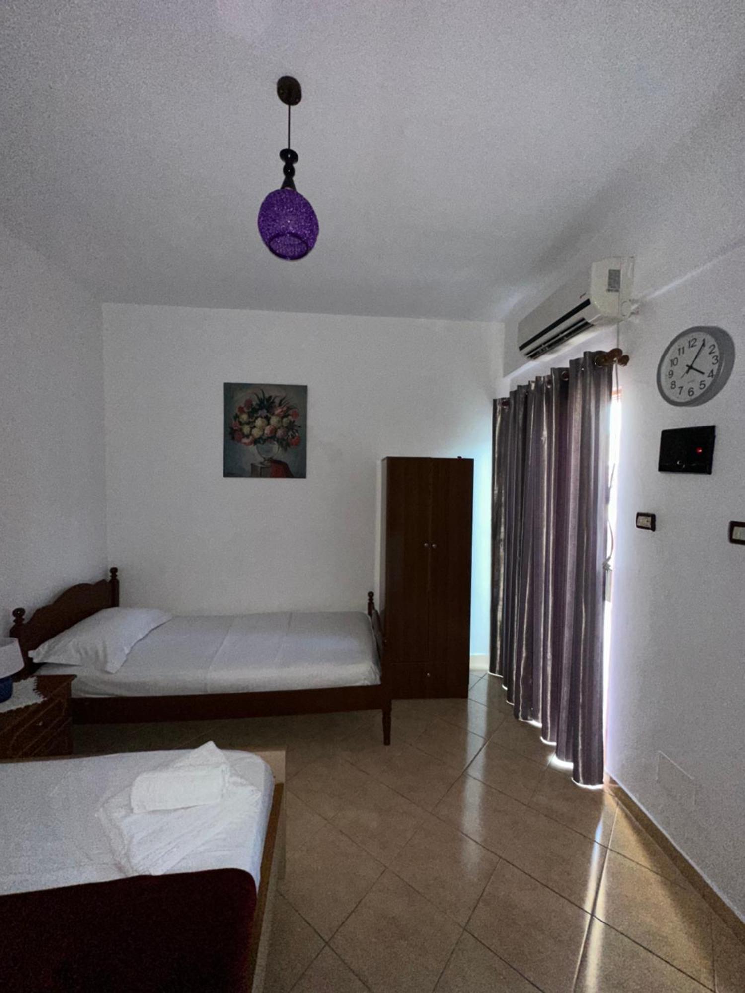 Albi'S Guesthouse Ксаміл Екстер'єр фото
